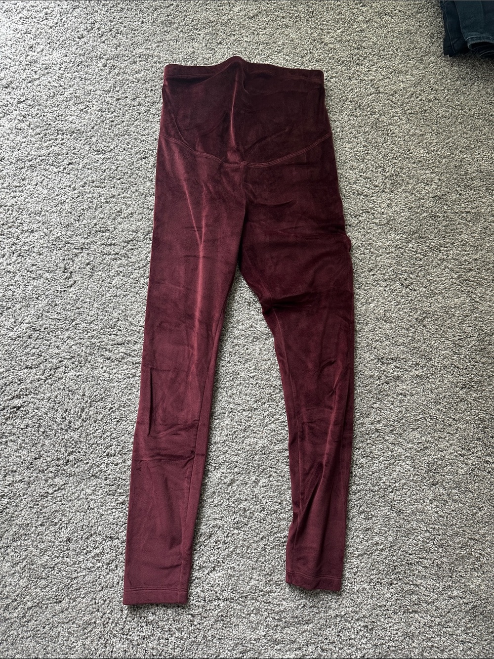 Old Navy Maternity Maroon Velvet Leggings